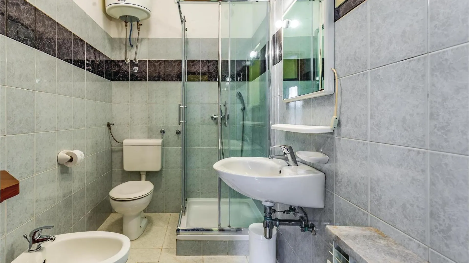 1 Bedroom Beautiful Apartment In Poreč